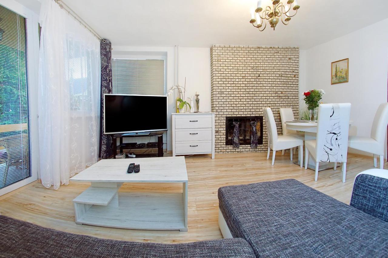 Villa Laura ลิฟตอฟสกีมิคูลาช ภายนอก รูปภาพ
