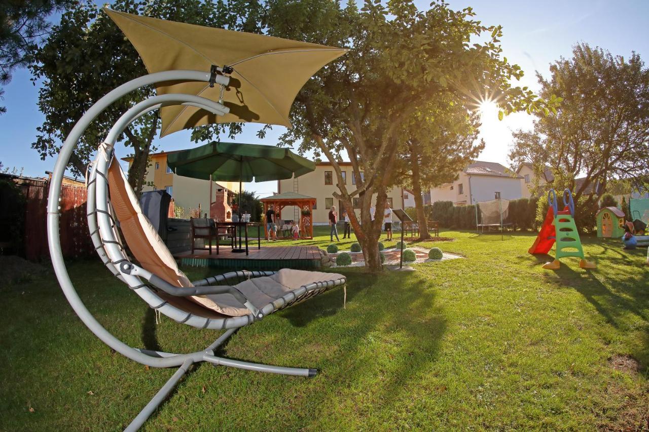 Villa Laura ลิฟตอฟสกีมิคูลาช ภายนอก รูปภาพ