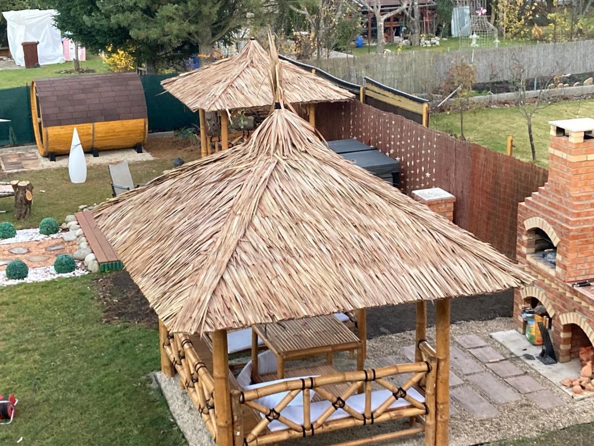 Villa Laura ลิฟตอฟสกีมิคูลาช ภายนอก รูปภาพ