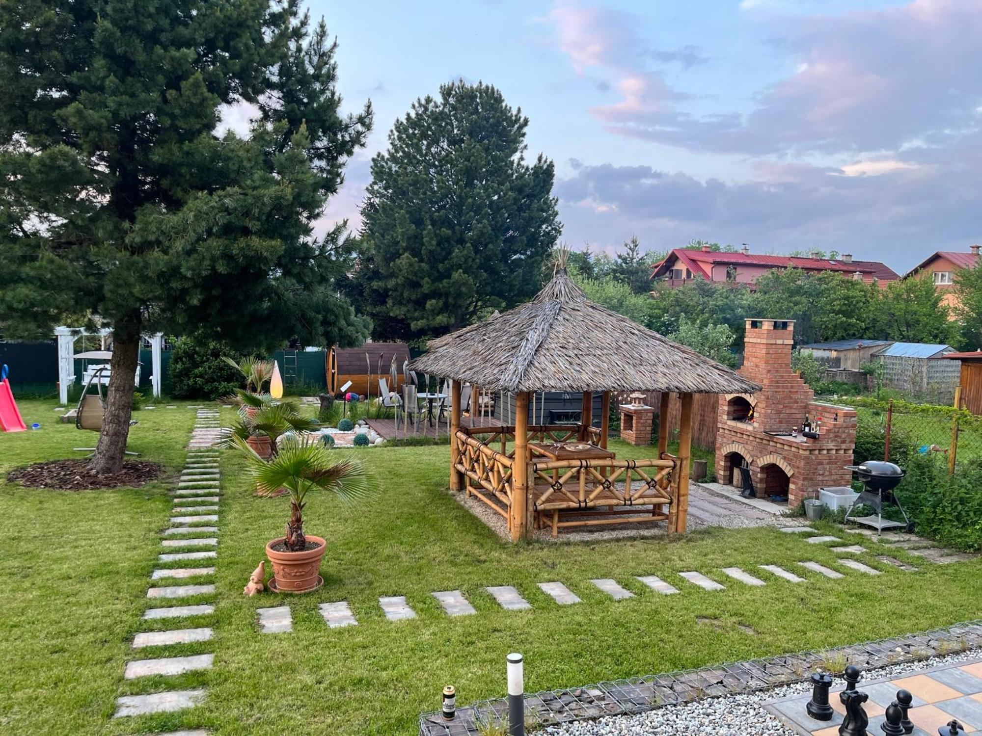 Villa Laura ลิฟตอฟสกีมิคูลาช ภายนอก รูปภาพ